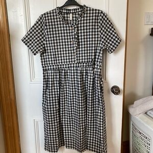 Ally Fashion Black and White Gingham Midi Dress